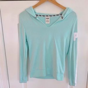 Victoria’s Secret PINK Pullover Sweatshirt (XS)